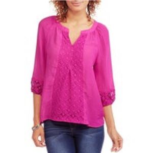 Beautiful pink blouse!🤩